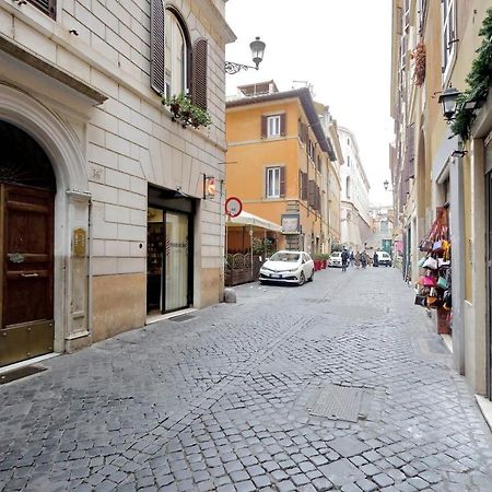 Eve Guest House At Trevi Fountain روما المظهر الخارجي الصورة