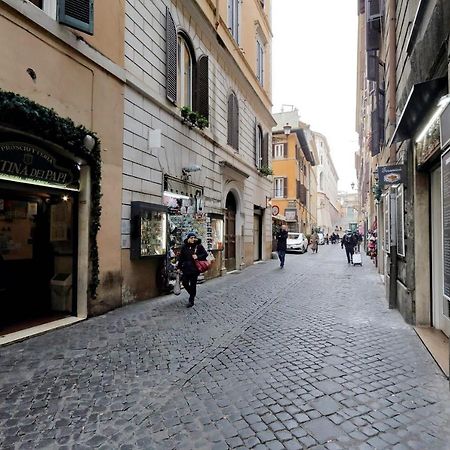 Eve Guest House At Trevi Fountain روما المظهر الخارجي الصورة