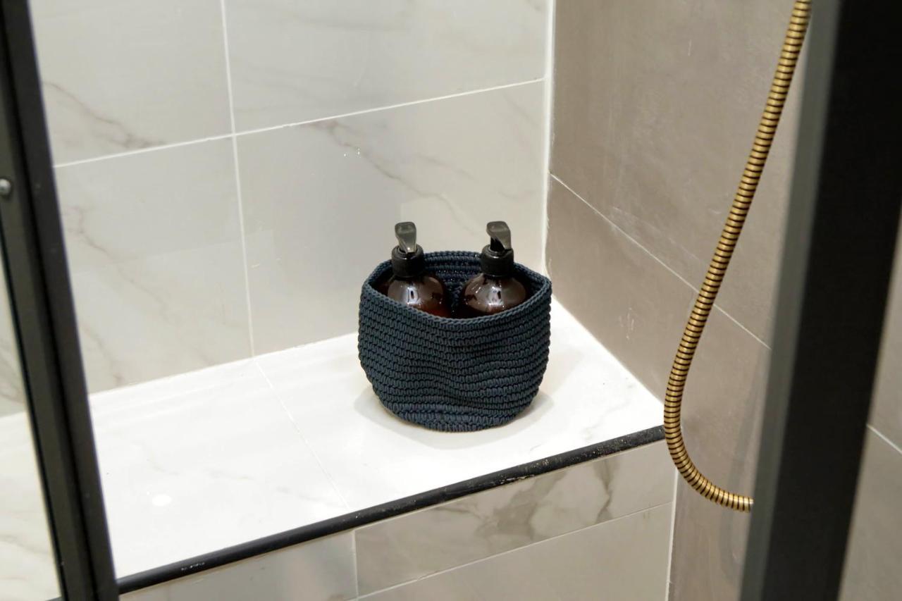 Eve Guest House At Trevi Fountain روما المظهر الخارجي الصورة