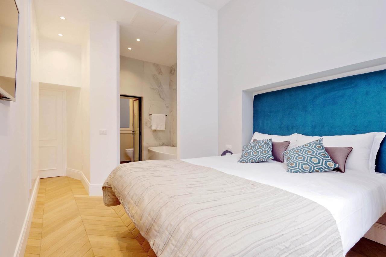 Eve Guest House At Trevi Fountain روما المظهر الخارجي الصورة