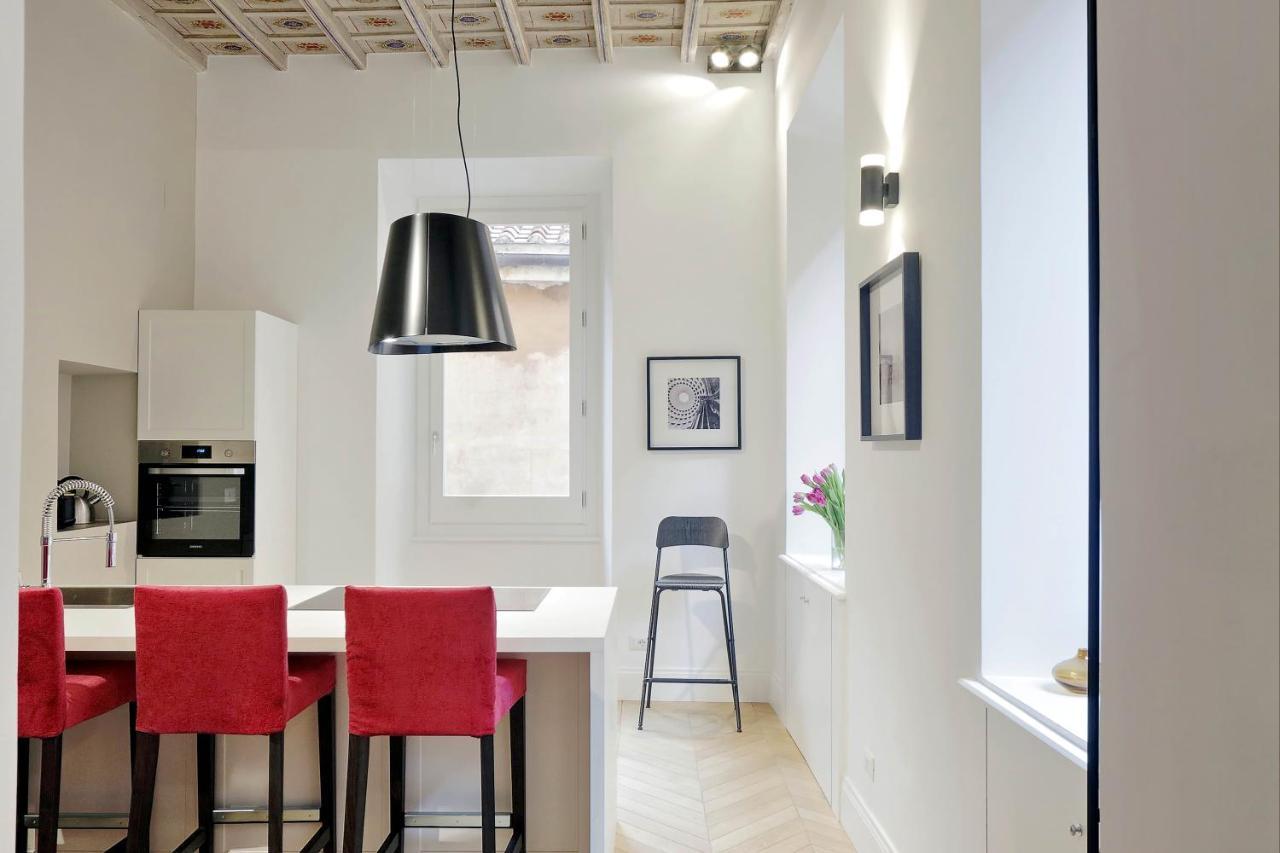 Eve Guest House At Trevi Fountain روما المظهر الخارجي الصورة